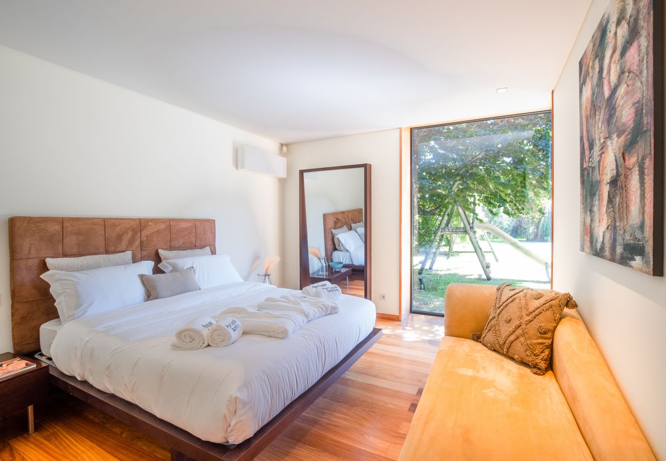 Villa in Vila Nova de Anha - PortugalActive Connected Lodge COWORK & BEACH