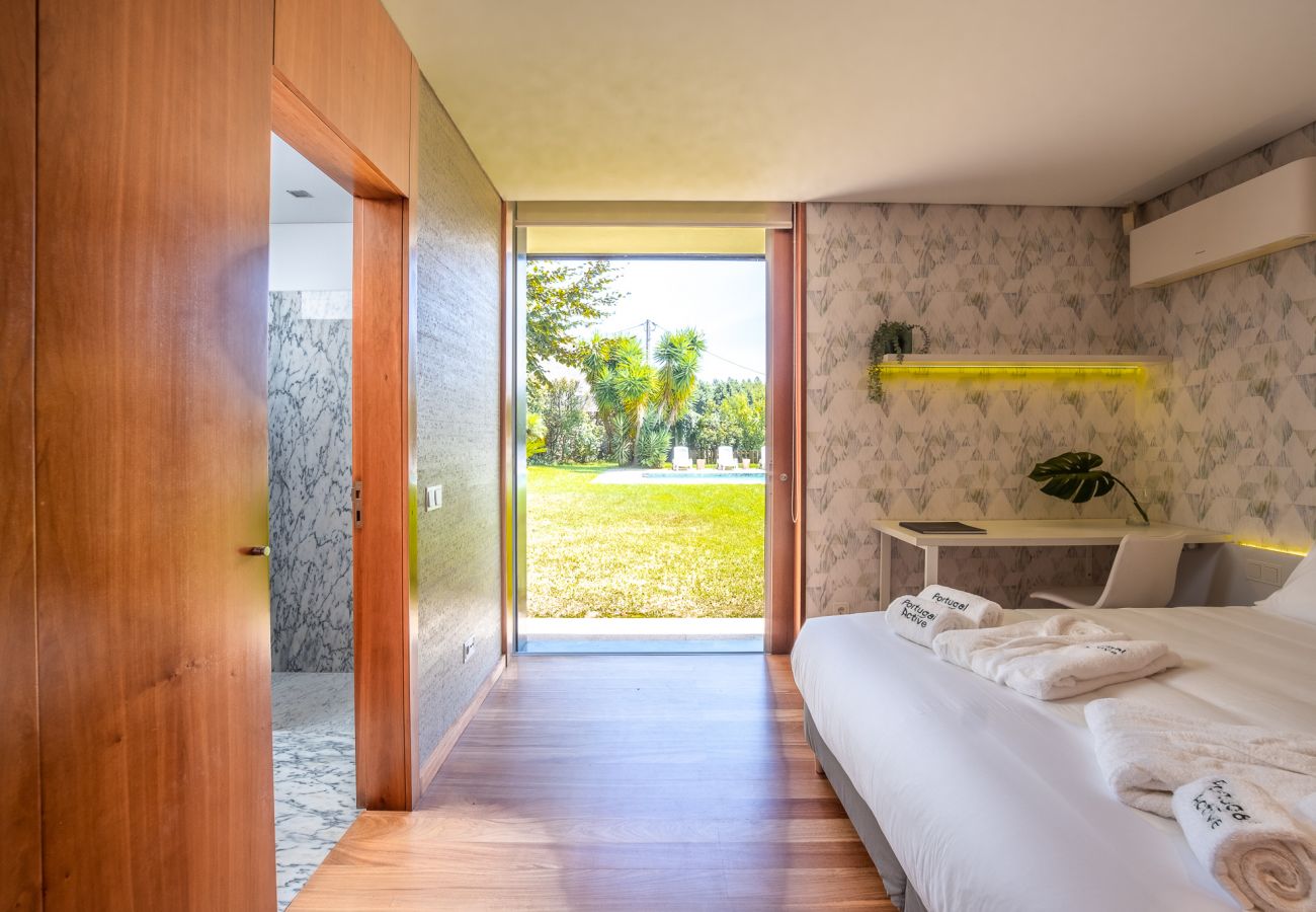 Villa in Vila Nova de Anha - PortugalActive Connected Lodge COWORK & BEACH