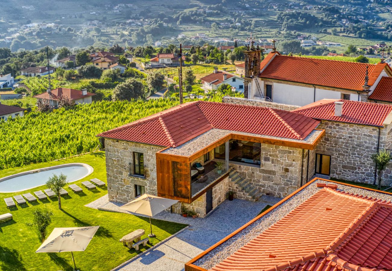 Villa in Ponte da Barca - Valley Springs Houses - Vineview Hideaway