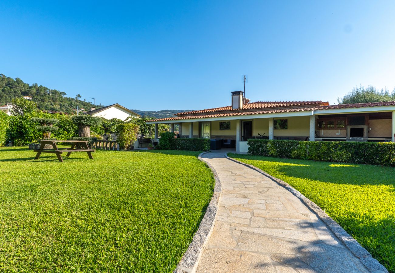 House in Santa Cruz do Lima - Vintage Alembic House