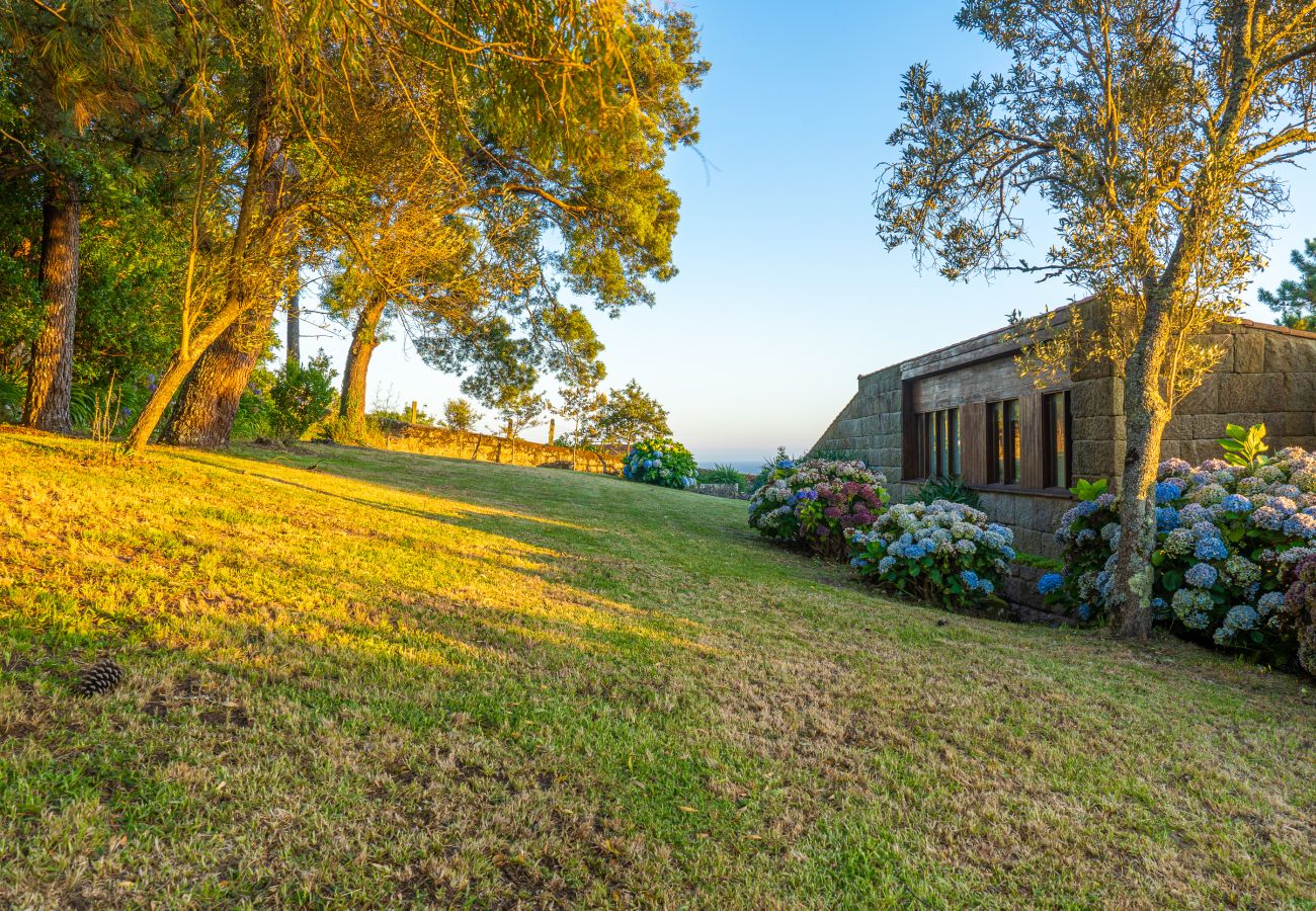 Country house in Viana do Castelo - Carreço’s Beach Farm