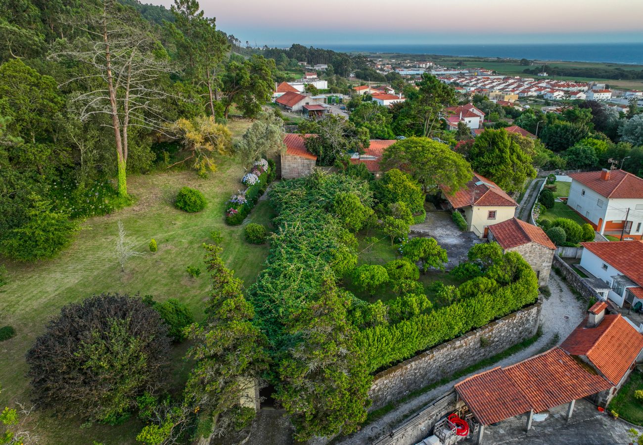 Country house in Viana do Castelo - Carreço’s Beach Farm