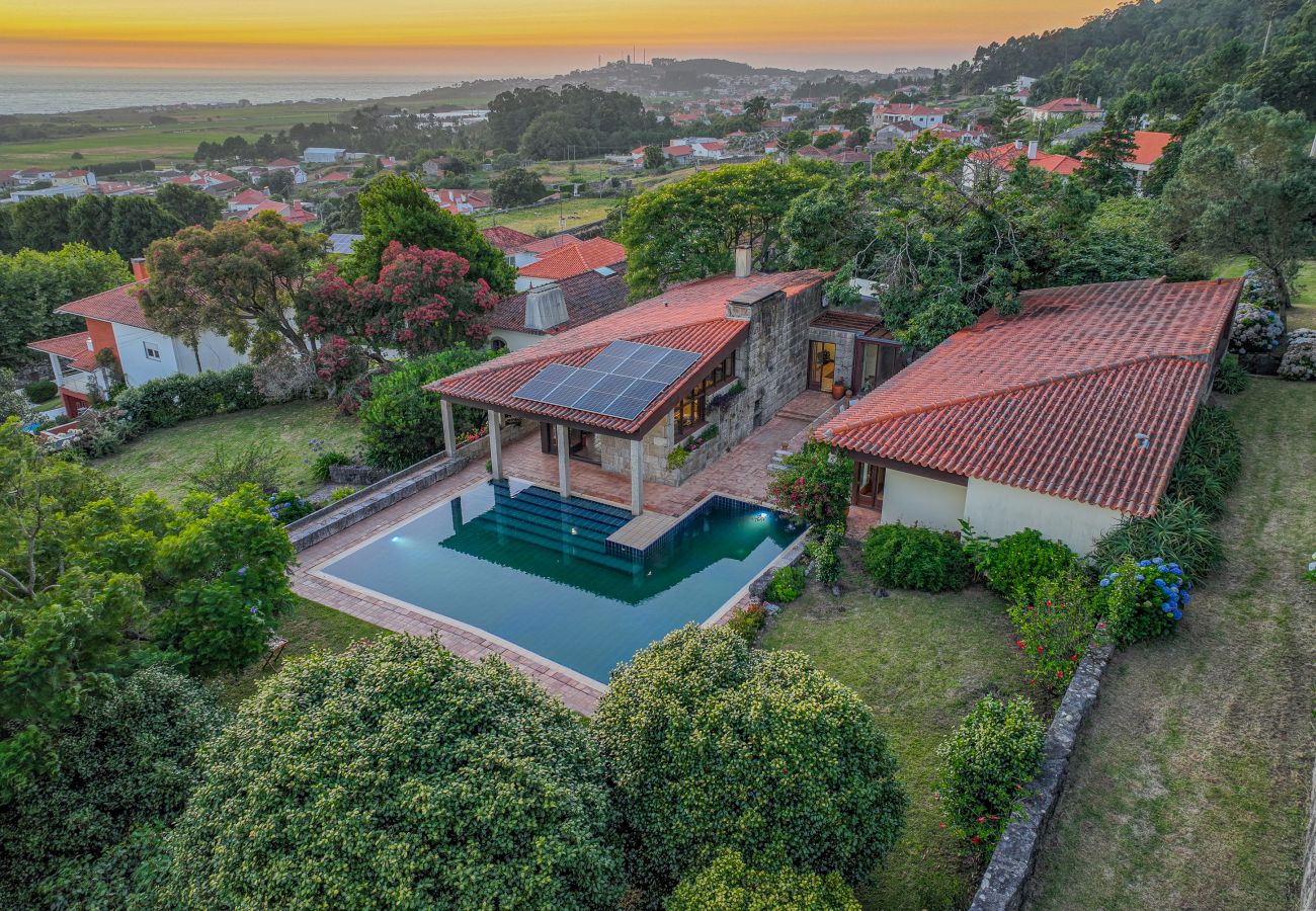 Country house in Viana do Castelo - Carreço’s Beach Farm