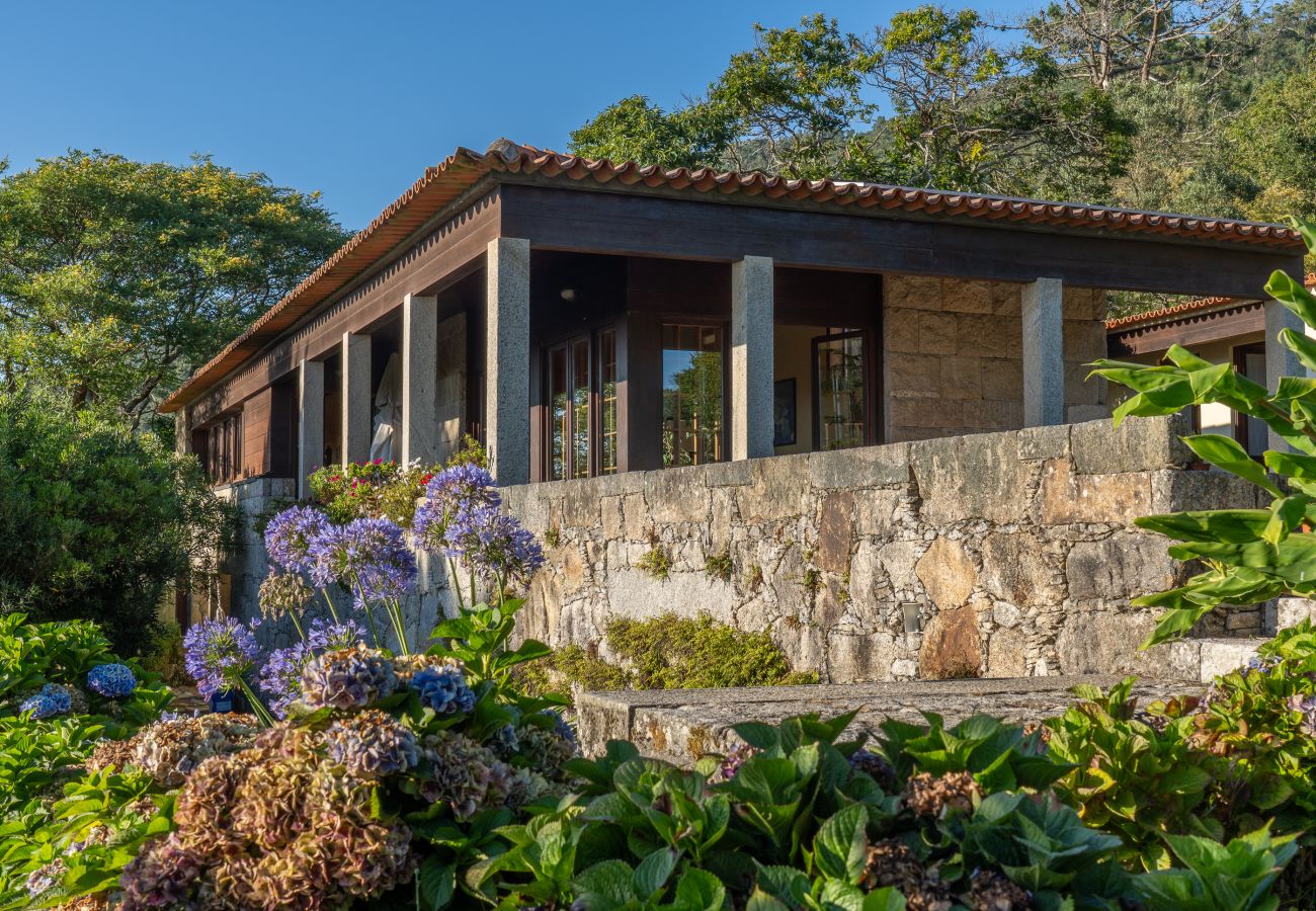 Country house in Viana do Castelo - Carreço’s Beach Farm