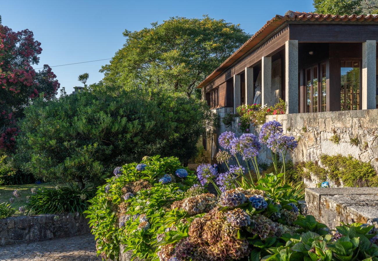 Country house in Viana do Castelo - Carreço’s Beach Farm